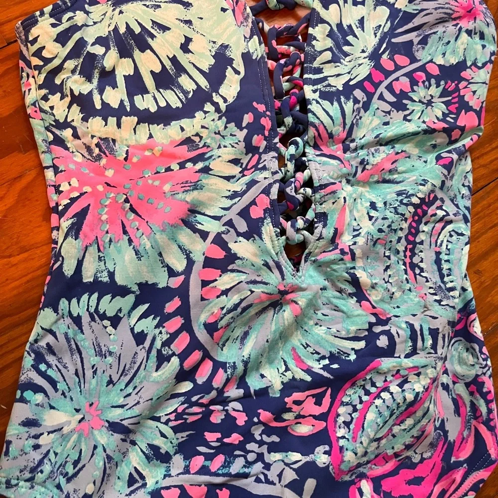 Lilly Pulitzer One-Piece Swimsuit - Picture 4 of 4